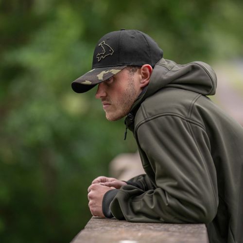 Avid Carp Black & Camo Cap