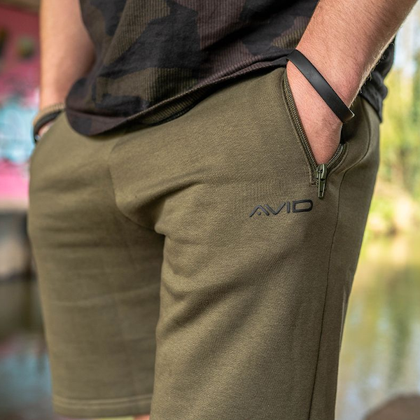 Avid Carp Distortion Jogger Shorts