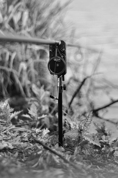 Cygnet Sniper Bank Stick 18-34inch