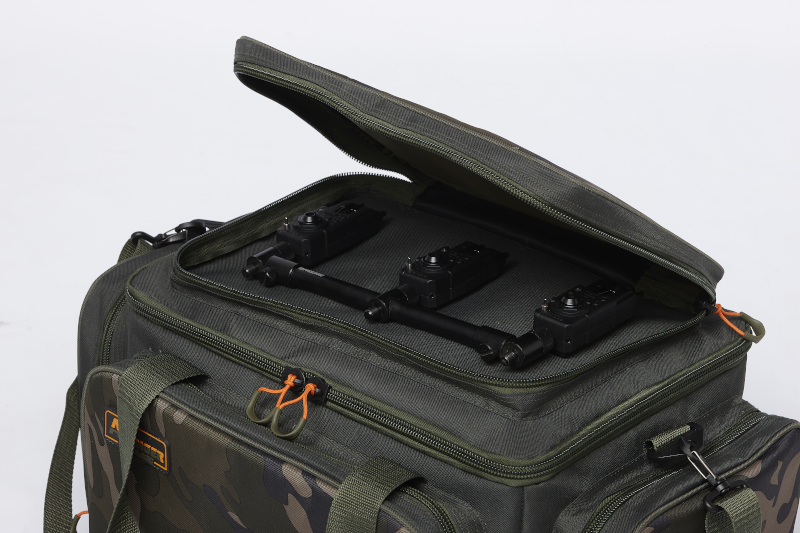 Prologic Avenger Carryalls