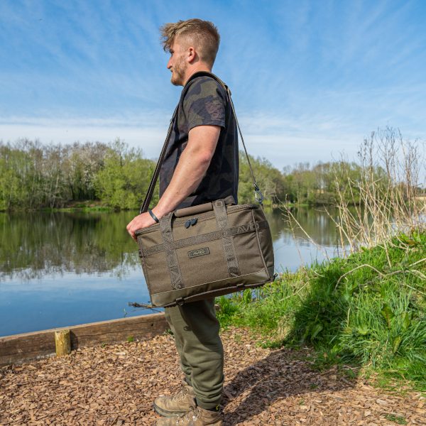 Avid Carp Compound Carryalls