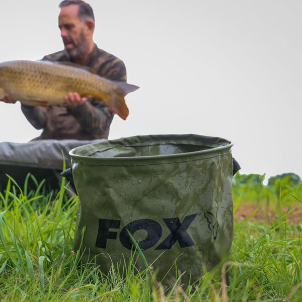 Fox Collapsible Water Bucket