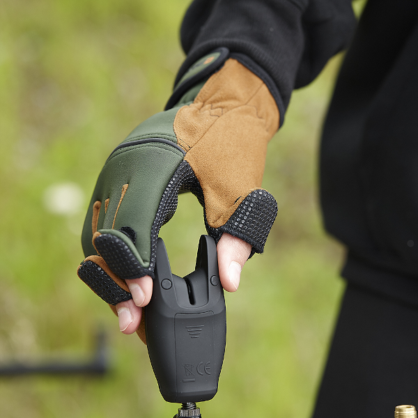 Prologic Neoprene Grip Gloves