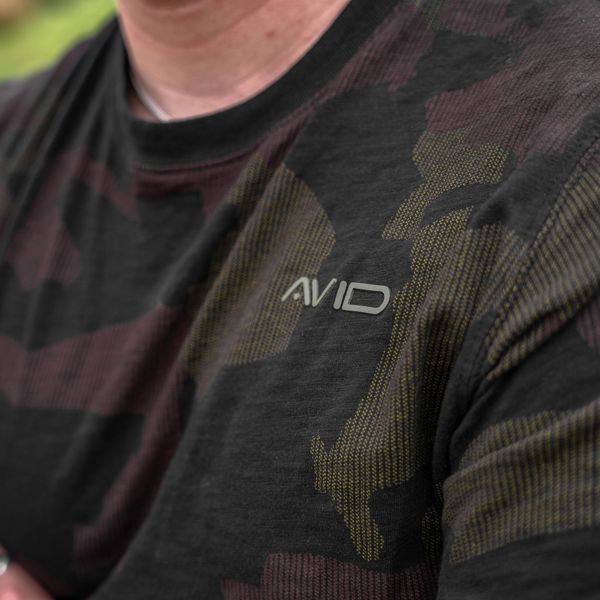 Avid Carp Distortion Camo Lite T-Shirt