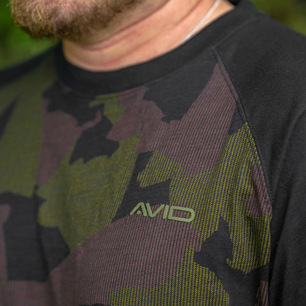 Avid Carp Distortion Camo Lite Short Sleeve T-Shirts