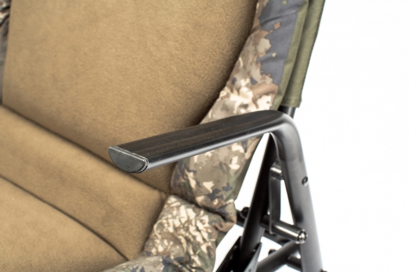 Nash Indulgence Sub-Lo Chair