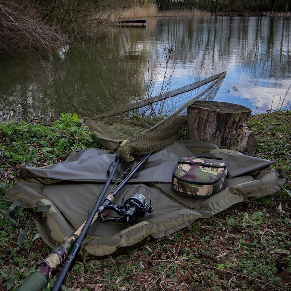 Saber Folding Unhooking Mat