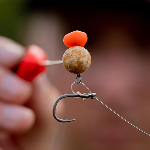 Fox Edges Armapoint Super Wide Gape Barbed Hooks