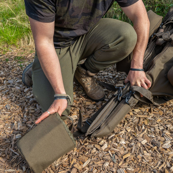 Avid Carp Compound Rod Sleeve Transporter