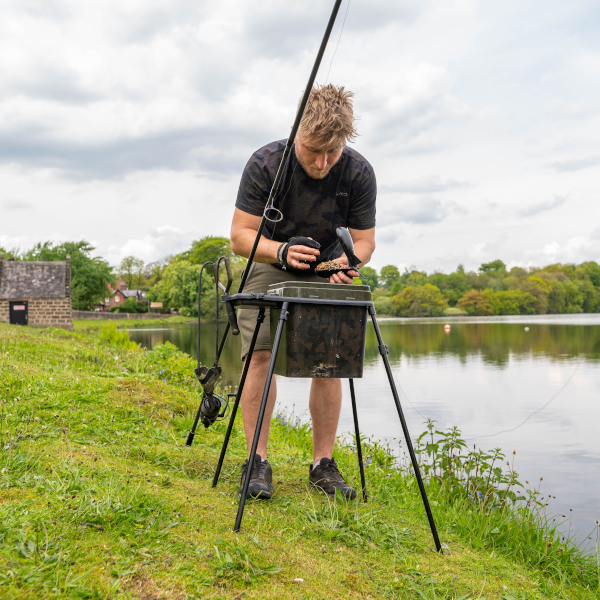 Avid Carp Bait Station