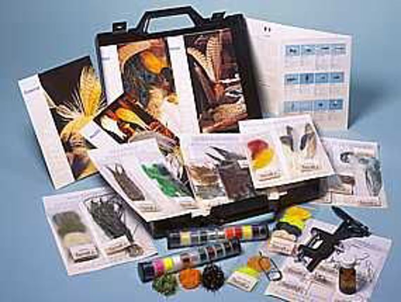 Turrall Premium Fresh Water Fly Tying Kit