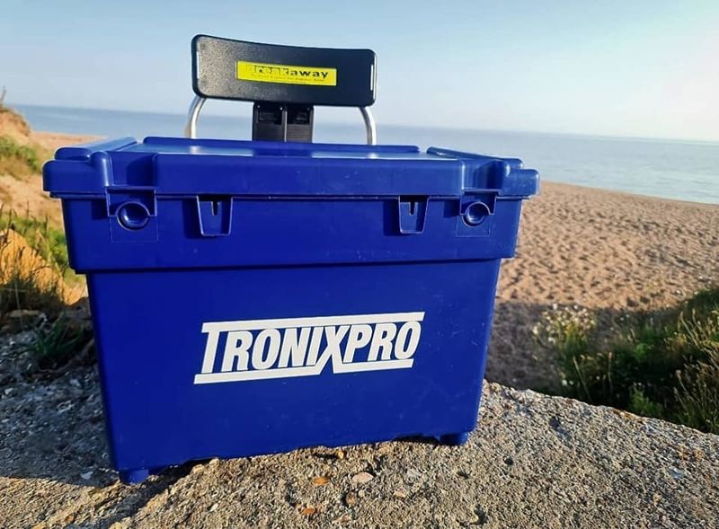 TronixPro Big Beach Seat Box